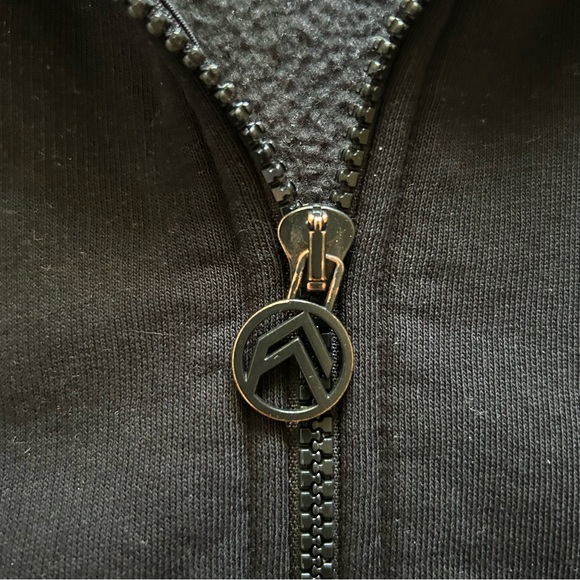 Women’s Oner Active Black Cropped Hoodie - Picture 5 of 10